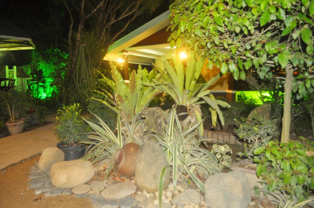 Peak House Garden Pension Эль-Нидо Экстерьер фото